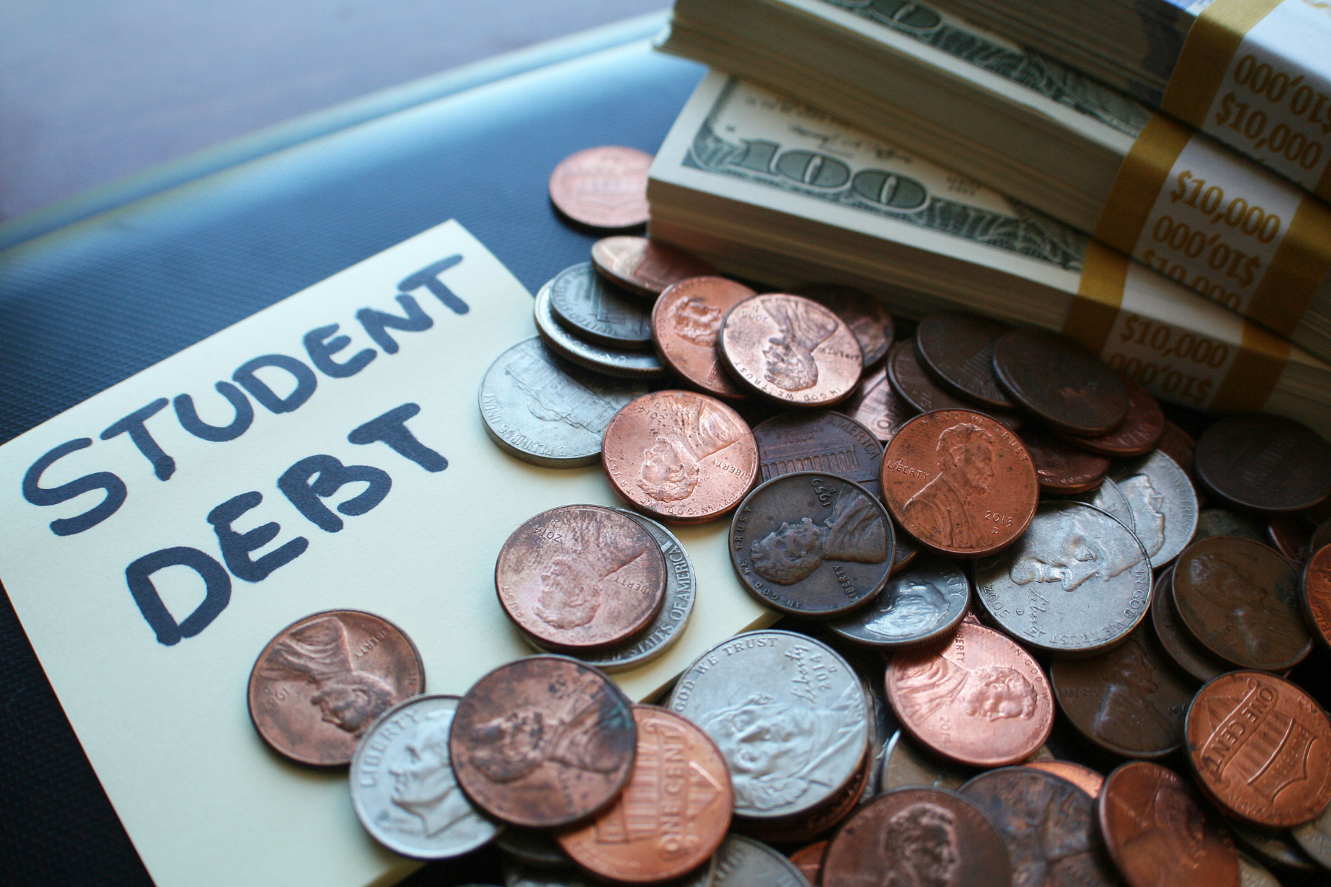 How Locum Tenens Can Help You Pay Off Medical School Debt Faster